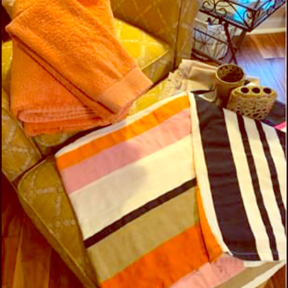 Kate Spade Shower Curtain w/ Accessories